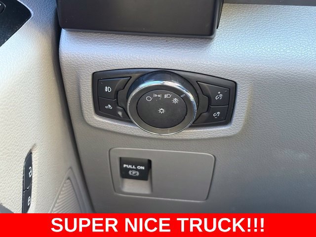 Used 2017 Ford F150 XL w/ Equipment Group 101A Mid AWD/4WD image 19