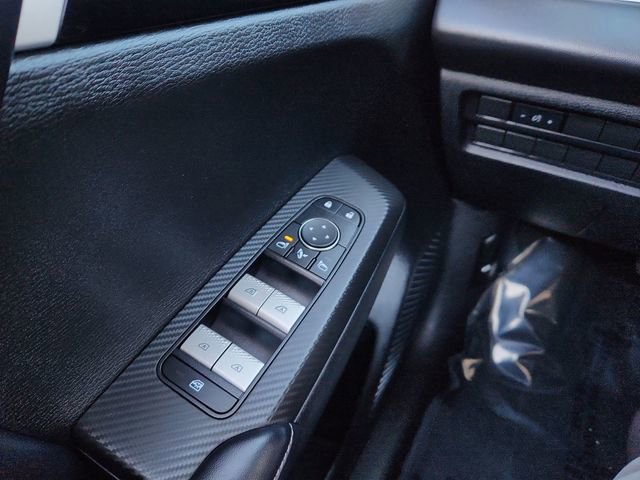 Used 2024 Mitsubishi Outlander SE image 38