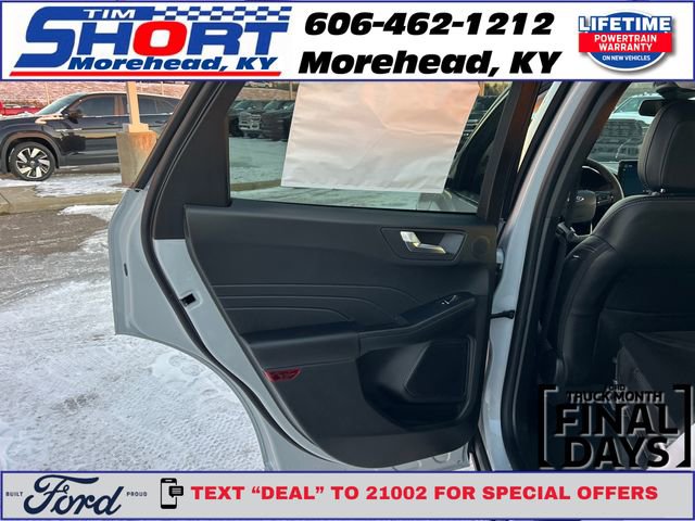 New 2026 Ford Escape SE w/ PHEV Premium Package FWD image 39