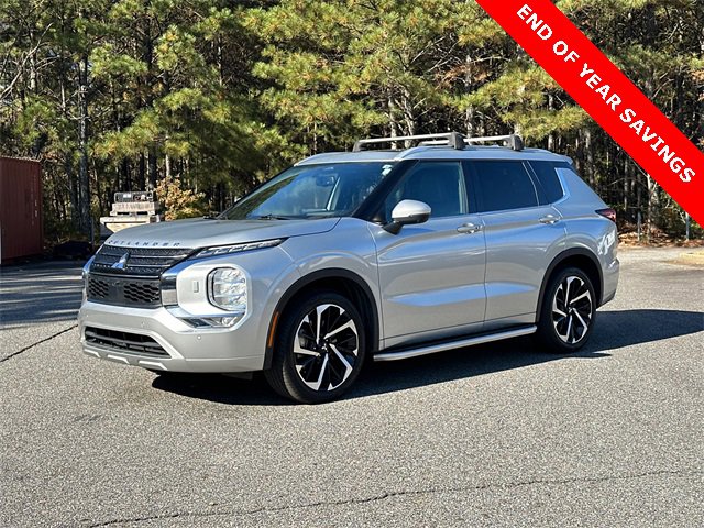 Used 2022 Mitsubishi Outlander SEL image 3