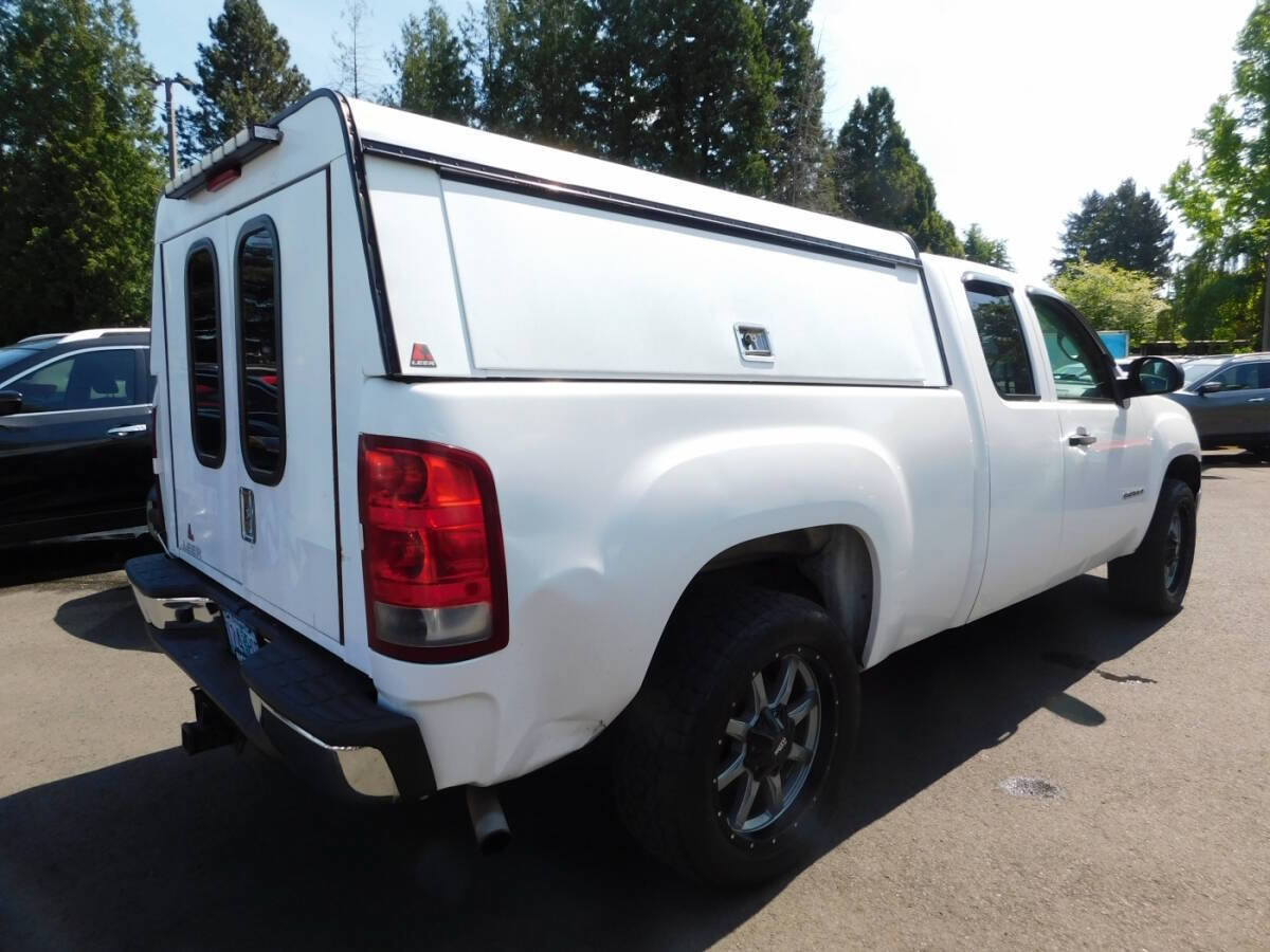Used 2011 GMC Sierra 1500 W/T AWD/4WD image 2