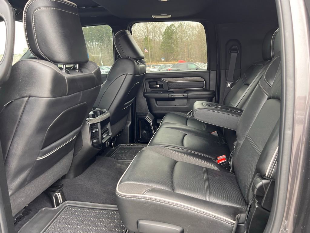 Used 2025 RAM 3500 Limited image 7