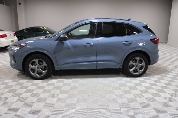 Used 2024 Ford Escape ST-Line w/ Tech Pack #1 AWD/4WD image 8