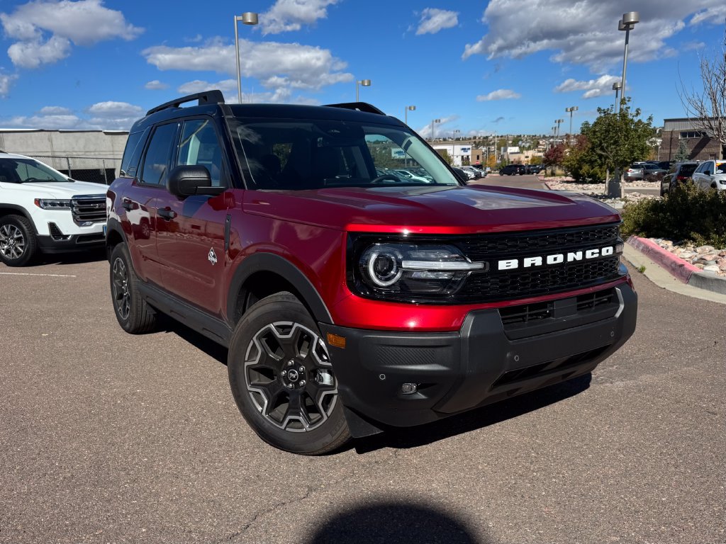 Used 2026 Ford Bronco Sport Outer Banks AWD/4WD image 1