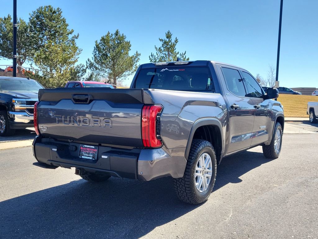 Used 2022 Toyota Tundra SR5 w/ SR5 Convenience Package image 3