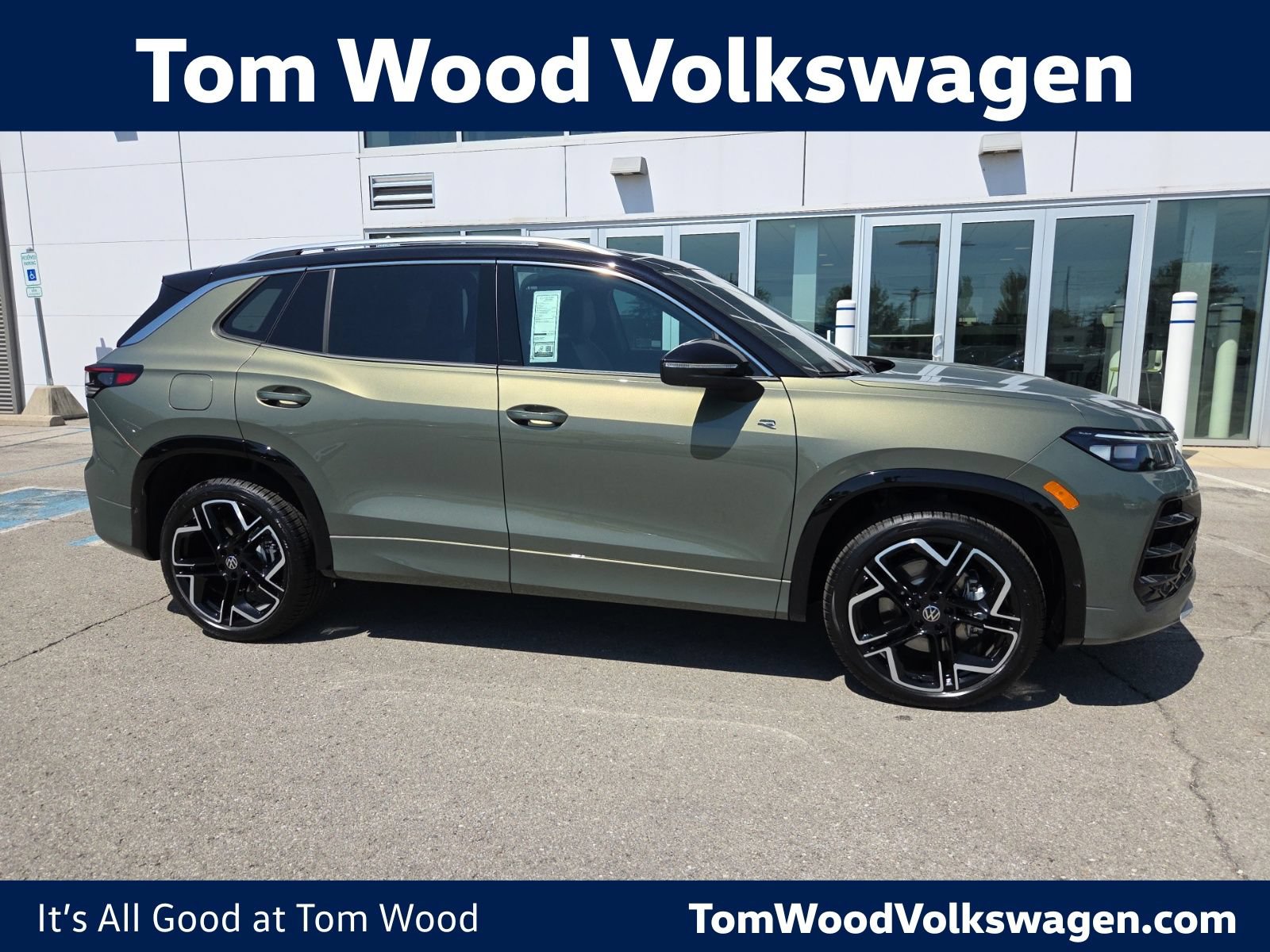 New 2026 Volkswagen Tiguan SEL R-Line AWD/4WD video 1