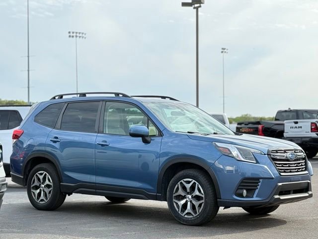 Used 2022 Subaru Forester Premium AWD/4WD image 35