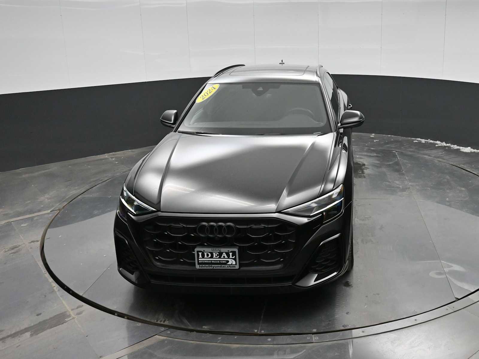 Used 2024 Audi SQ8 Premium Plus w/ S Sport Package image 23