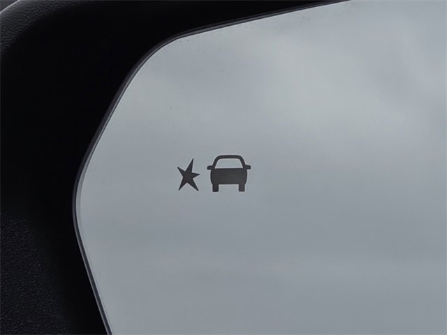 Used 2023 Chevrolet Equinox RS w/ LPO, Floor Liner Package image 11