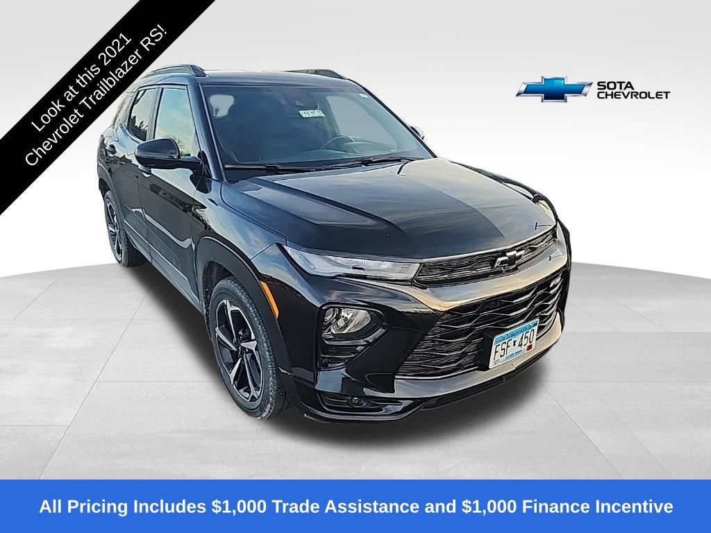 Used 2021 Chevrolet TrailBlazer RS w/ Convenience Package image 1