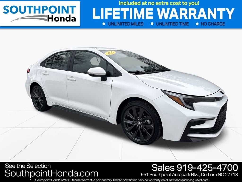 Used 2025 Toyota Corolla SE image 1