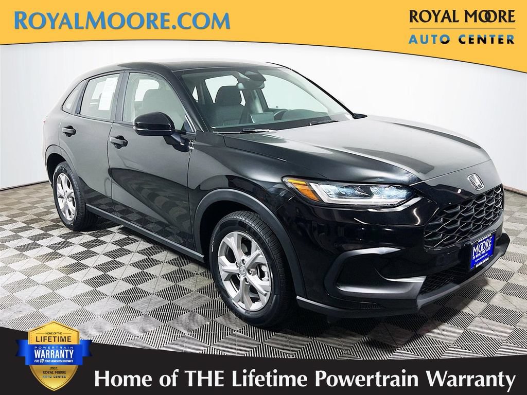 Used 2025 Honda HR-V LX image 1