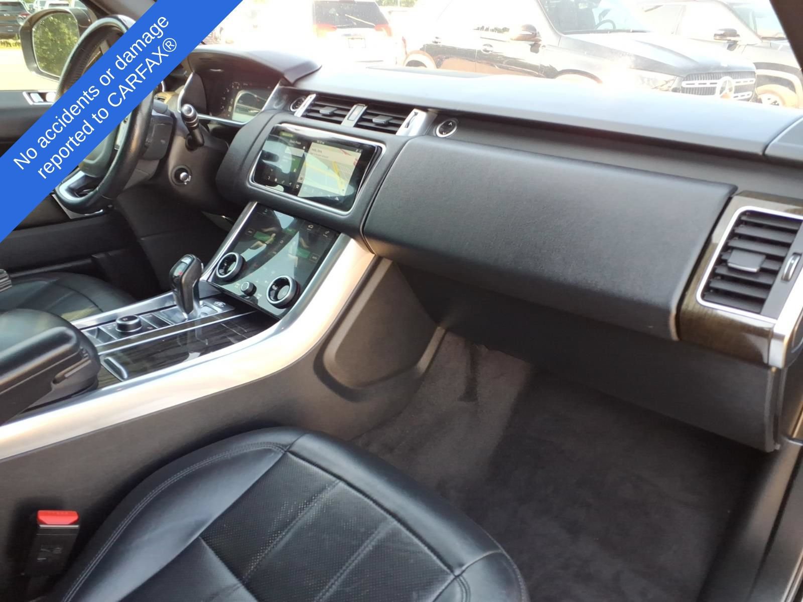 Used 2018 Land Rover Range Rover Sport HSE AWD/4WD image 17