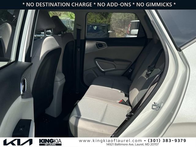 Used 2023 Kia Soul LX image 22