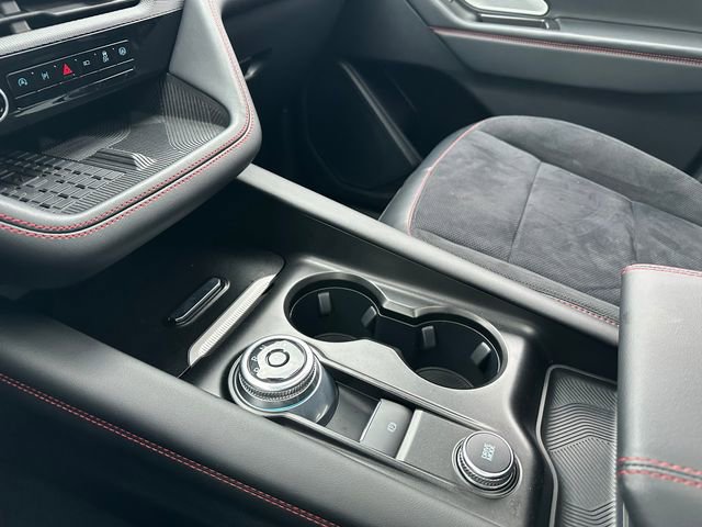 Used 2025 Ford Explorer ST image 17