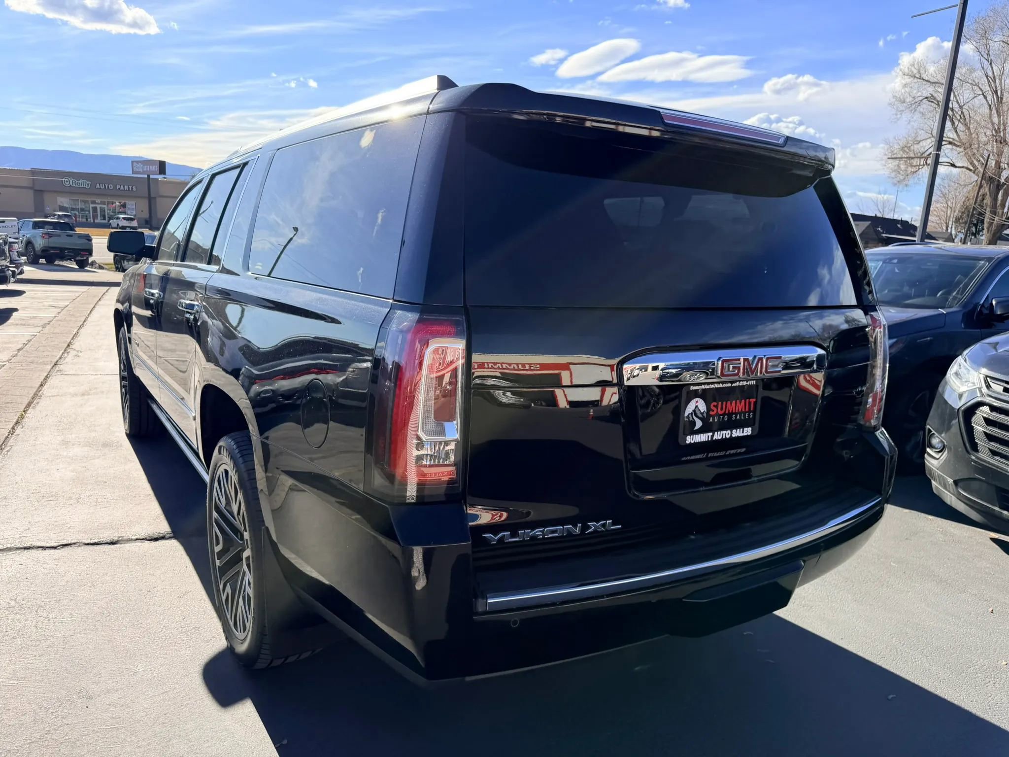 Used 2019 GMC Yukon XL Denali w/ Denali Ultimate Package image 6