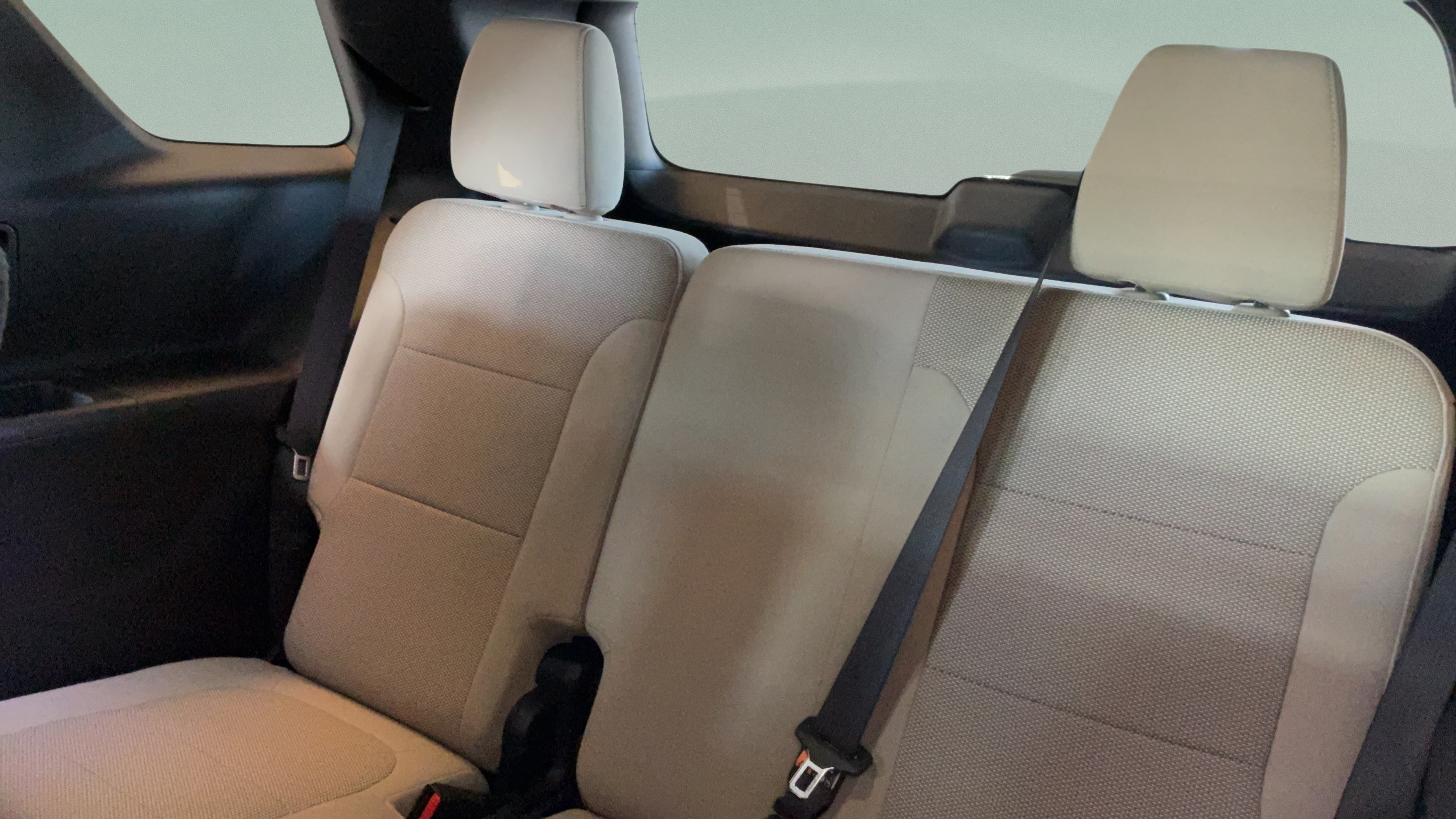Used 2022 Chevrolet Traverse LS FWD image 28
