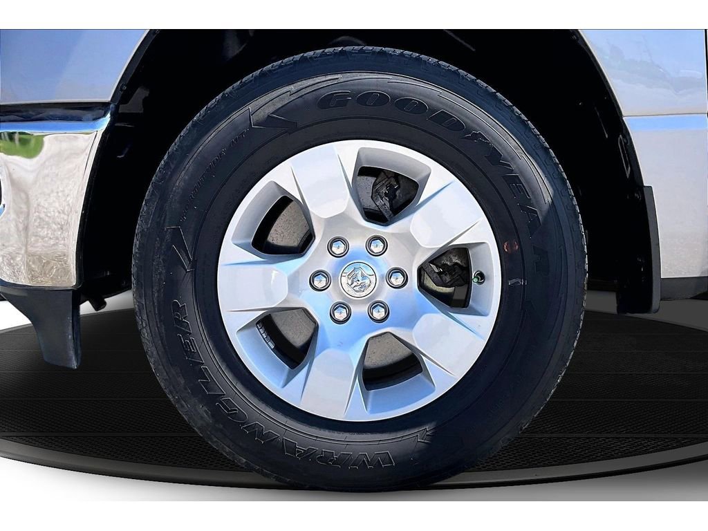 Used 2023 RAM 1500 Big Horn AWD/4WD image 12