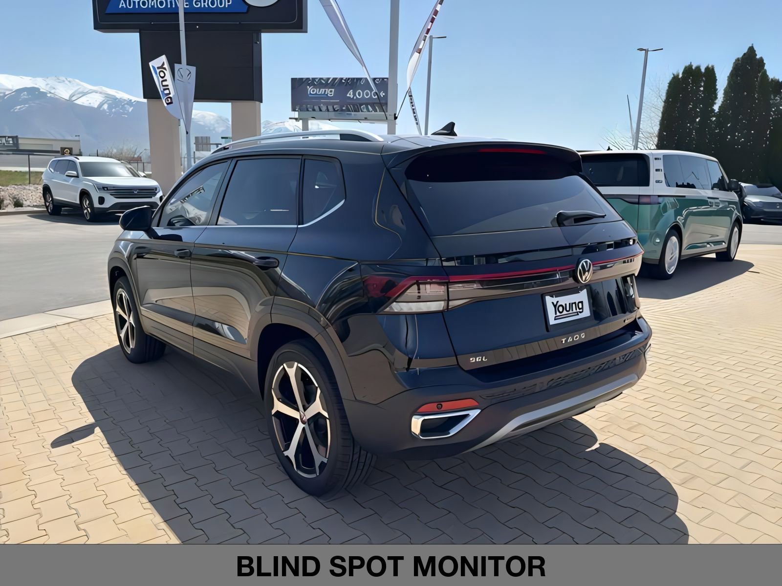 New 2025 Volkswagen Taos SEL image 5