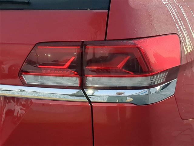 Certified 2022 Volkswagen Atlas SE w/ Panoramic Sunroof Package image 8