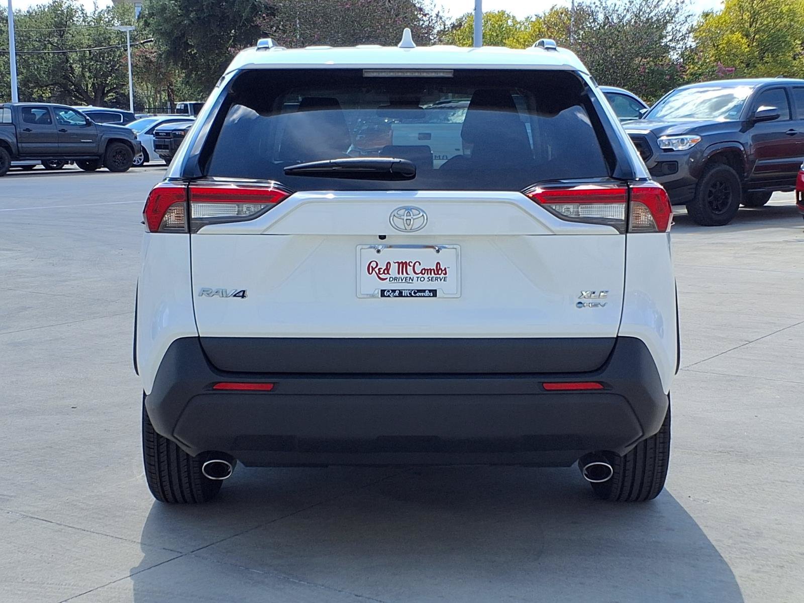 Used 2025 Toyota RAV4 XLE AWD/4WD image 6