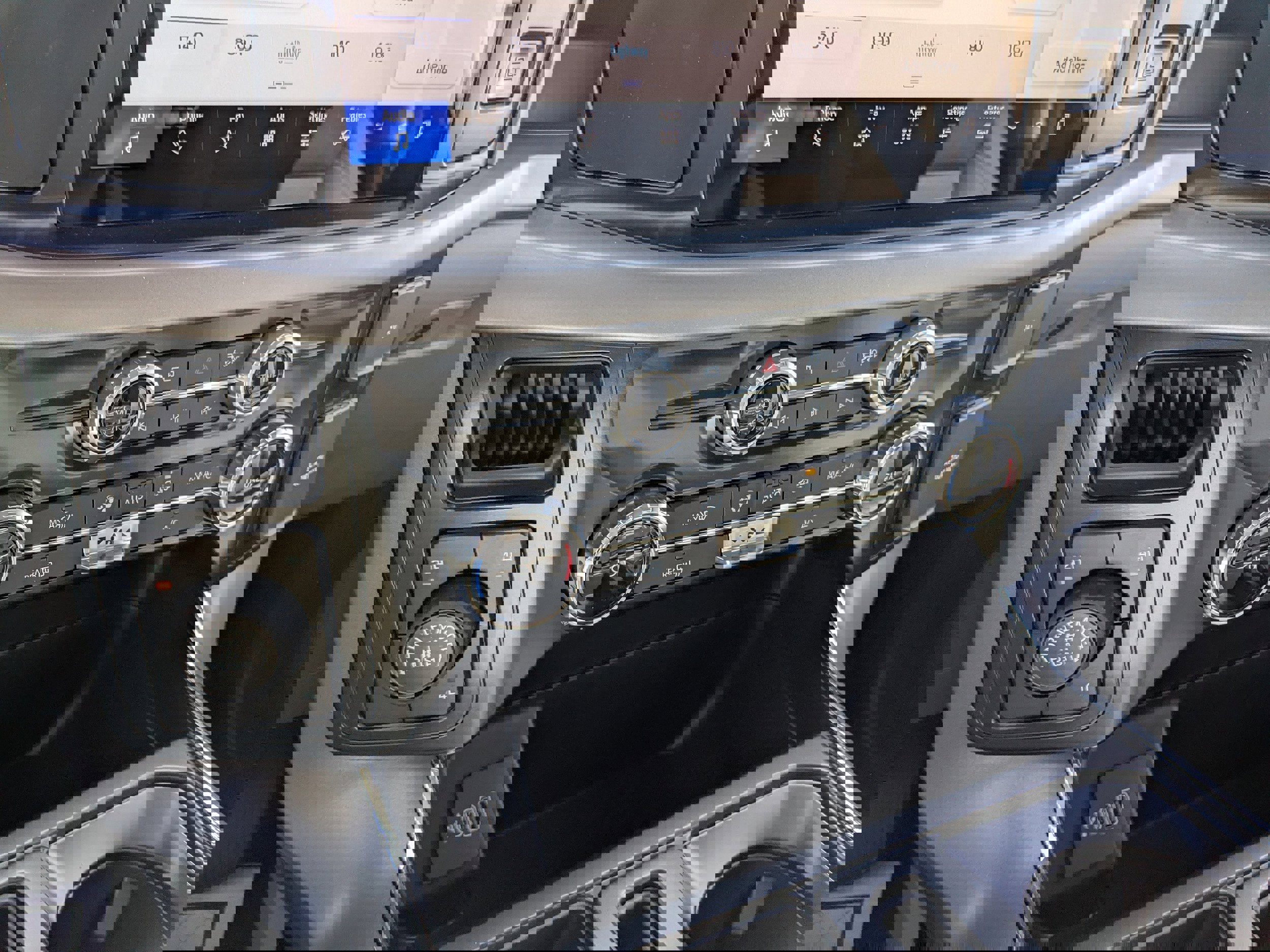 New 2026 Ford F150 XLT w/ XLT Chrome Appearance Package image 30