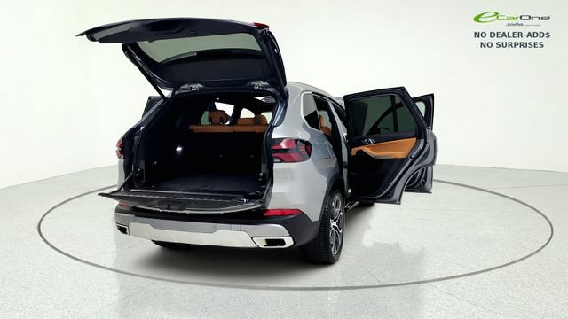 Used 2025 BMW X5 sDrive40i w/ Parking Assistance Package RWD image 18