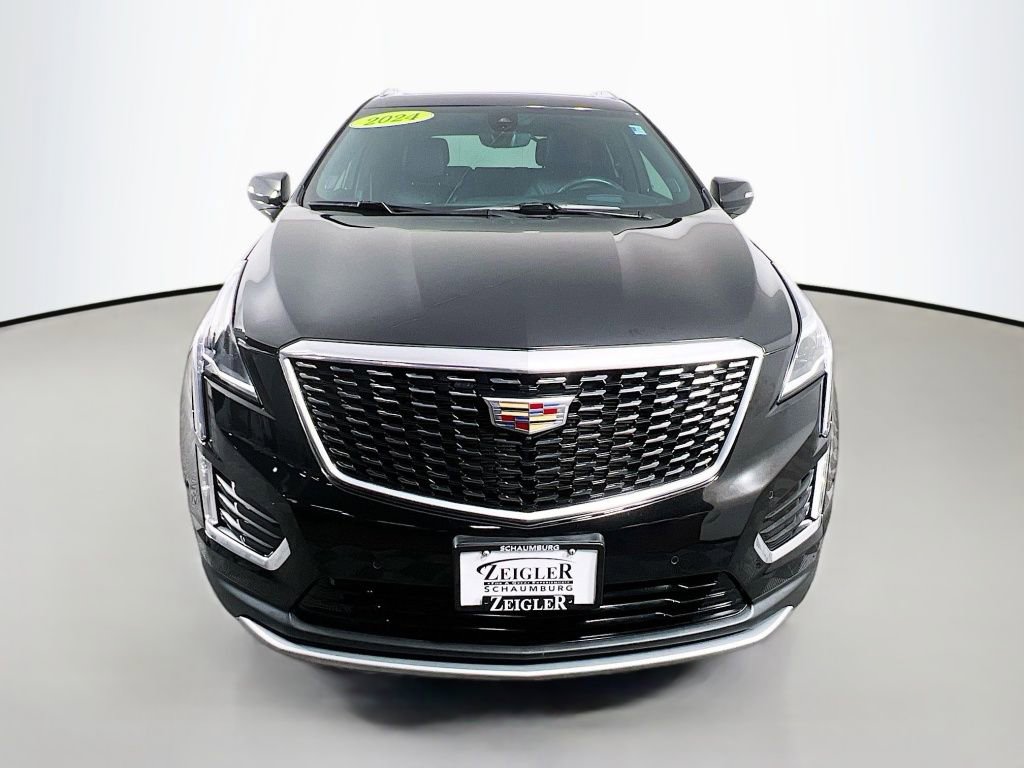 Used 2024 Cadillac XT5 Premium Luxury w/ Technology Package image 2