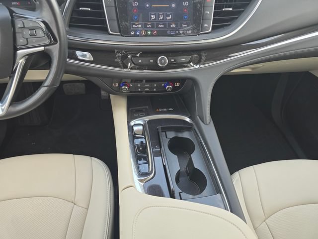 Used 2023 Buick Enclave Essence w/ Sport Touring Edition FWD image 17