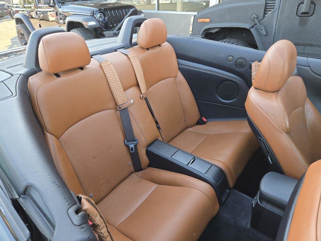 Used 2011 Lexus IS 250C w/ Luxury Pkg RWD image 23