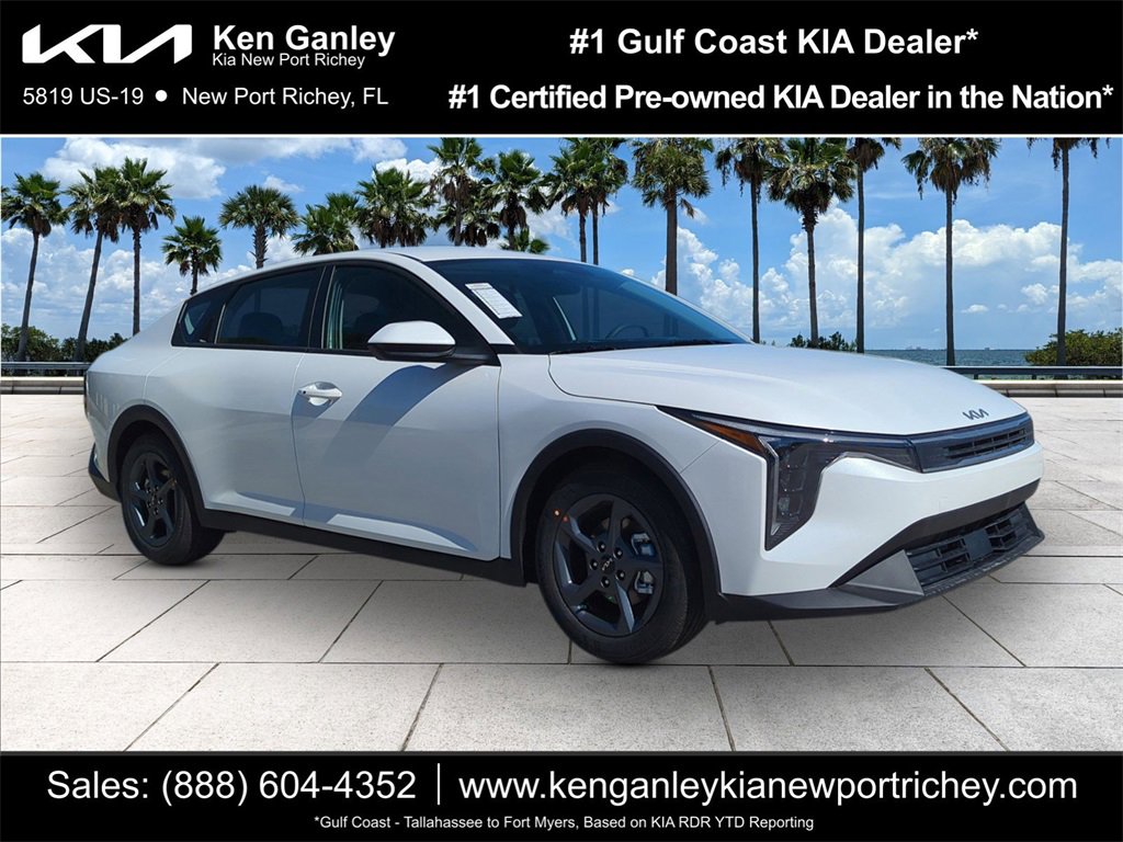 New 2026 Kia K4 LXS