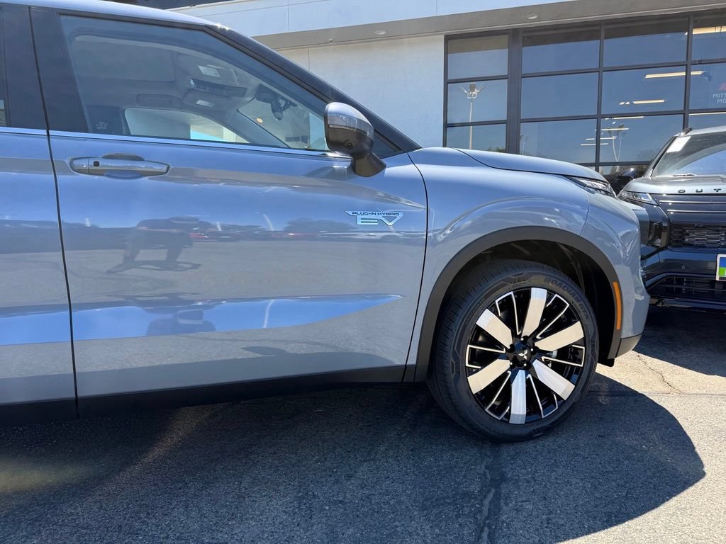 New 2026 Mitsubishi Outlander SE AWD/4WD image 15