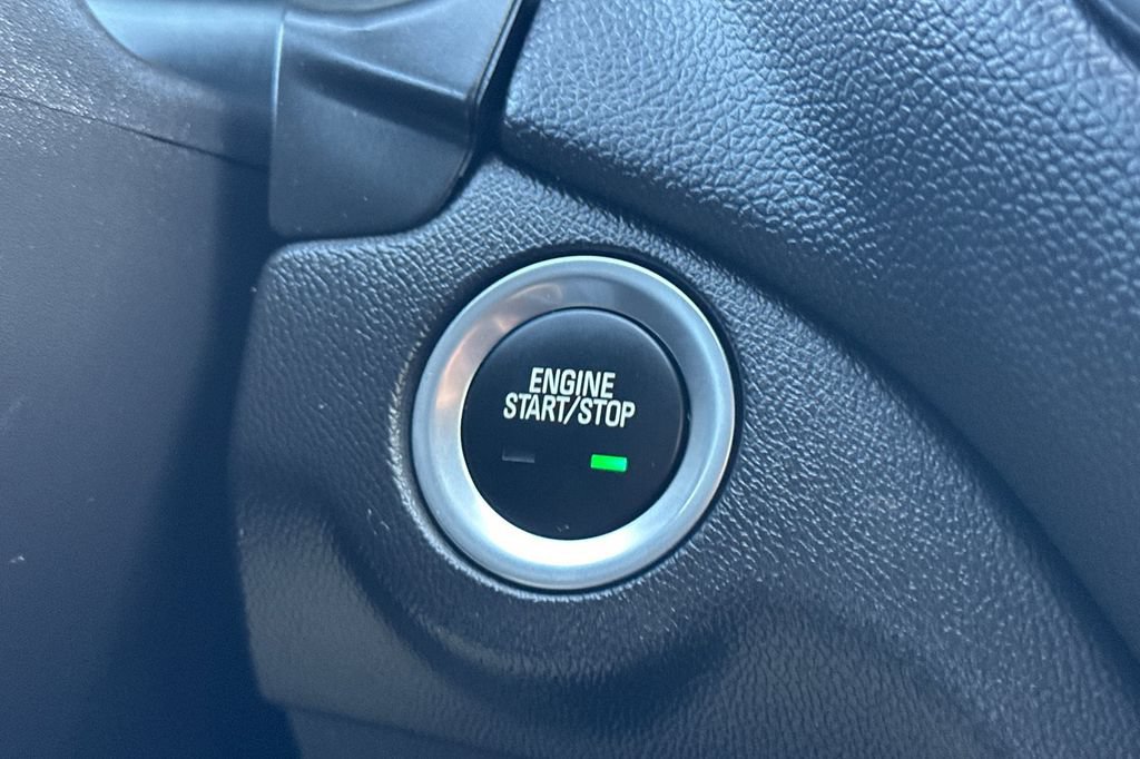 Used 2024 Chevrolet Equinox LT AWD/4WD image 15