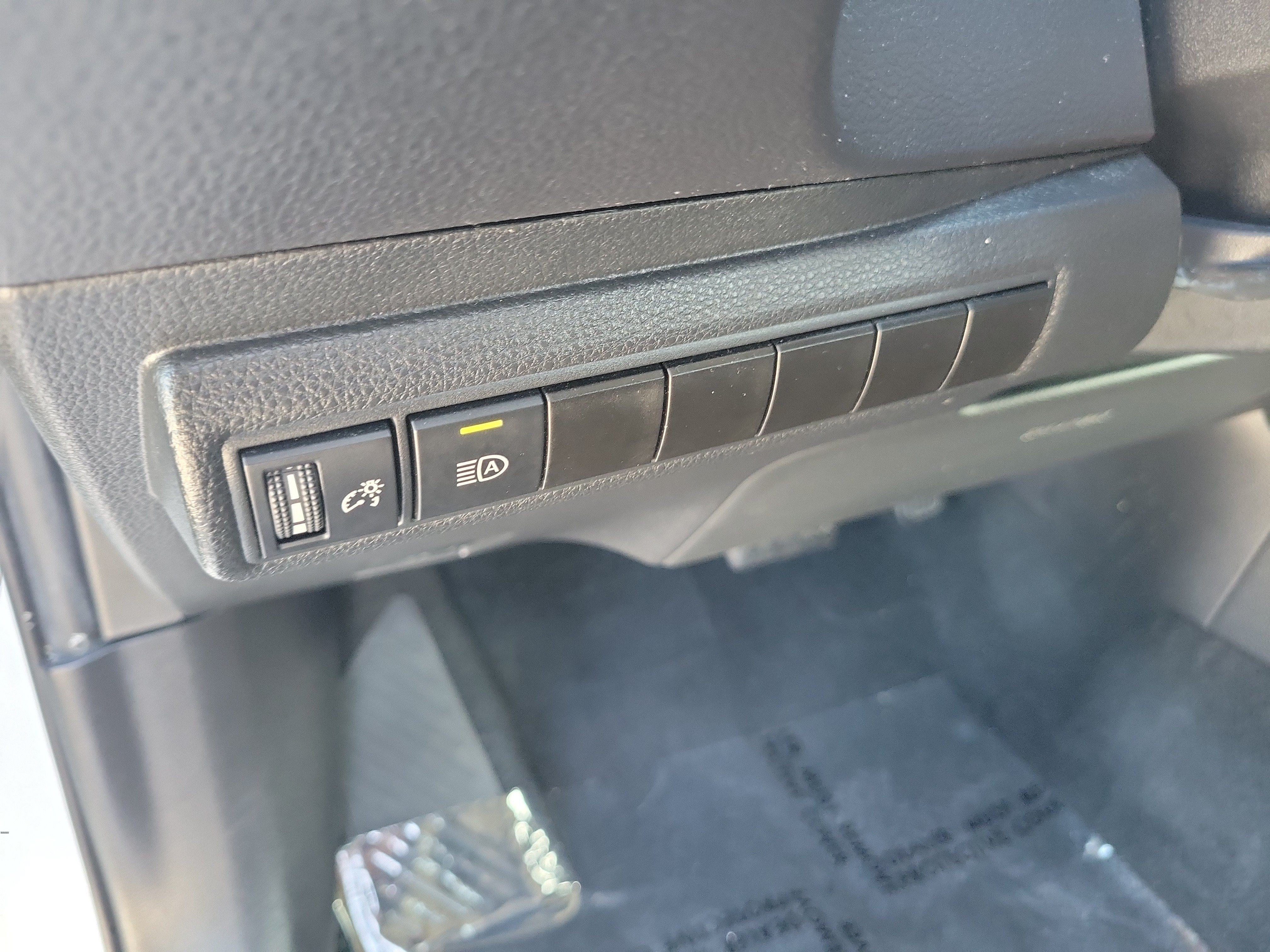 Used 2024 Toyota Corolla LE FWD image 25