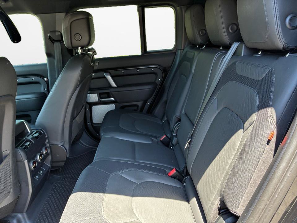 Certified 2024 Land Rover Defender 130 Outbound AWD/4WD image 13