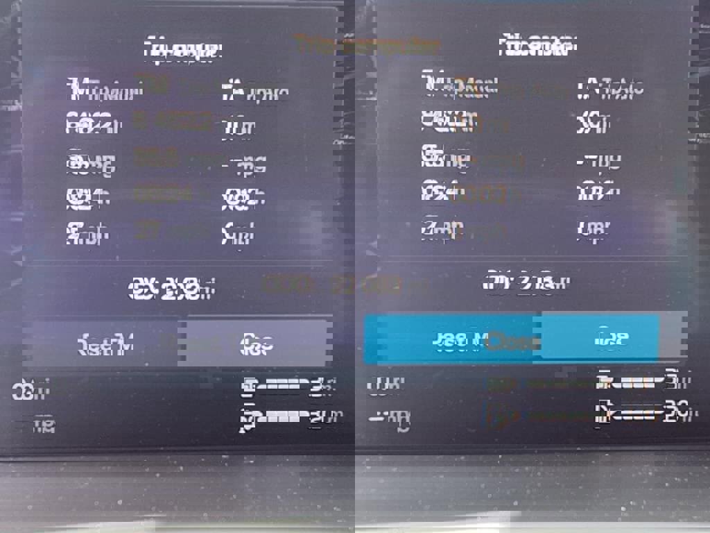 Certified 2023 Volvo XC90 T8 Plus w/ Protection Package Premier image 54