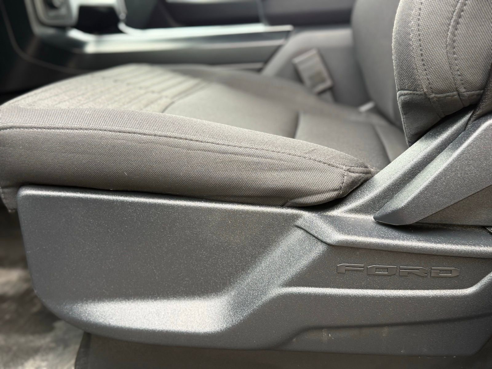 Used 2022 Ford F150 XL w/ STX Appearance Package image 9