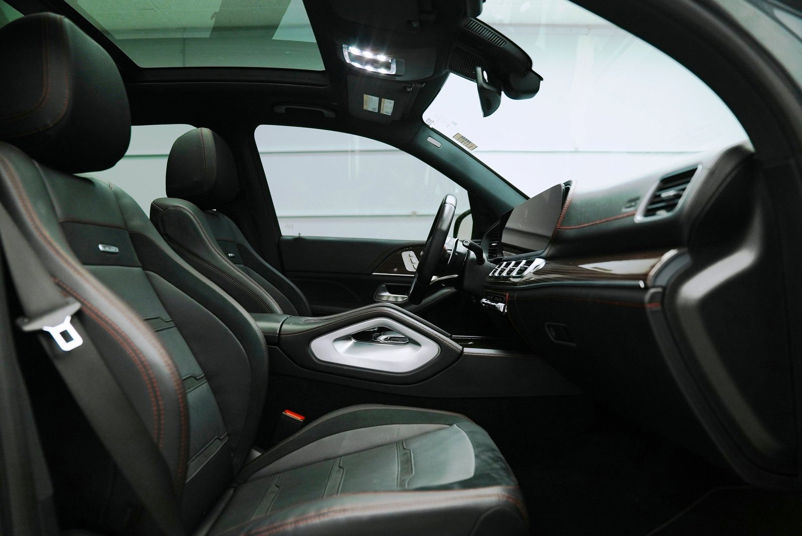 Used 2023 Mercedes-Benz GLE 53 AMG 4MATIC image 25