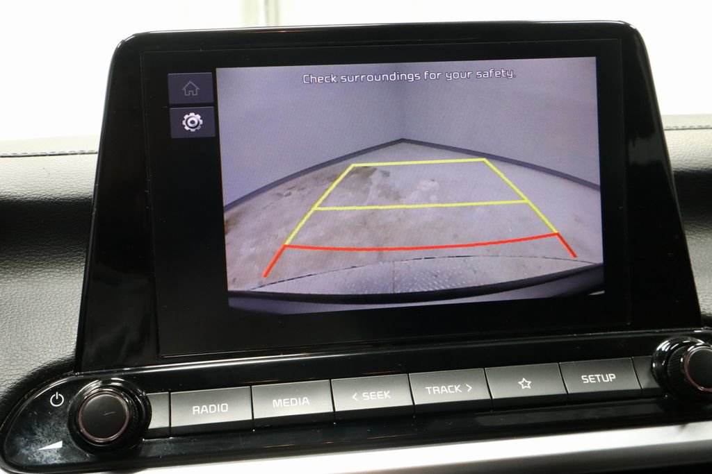 Used 2022 Kia Forte LXS FWD image 2