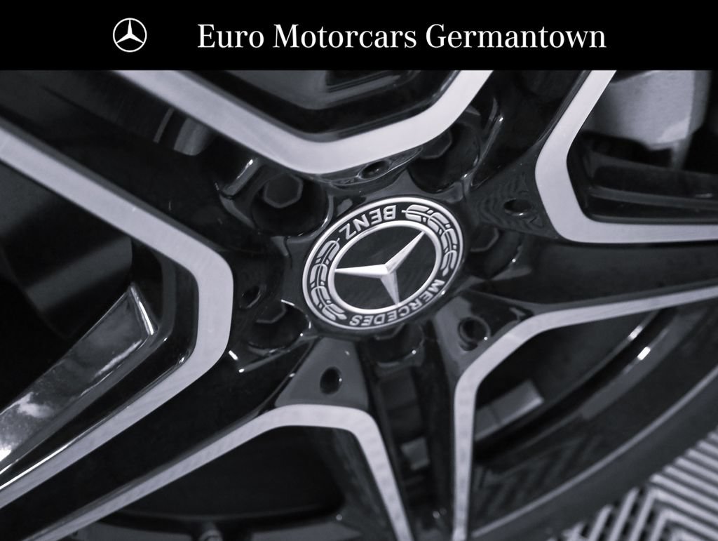 Used 2023 Mercedes-Benz CLA 250 4MATIC image 8