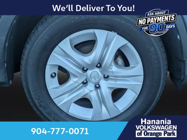 Used 2014 Toyota RAV4 LE FWD image 11