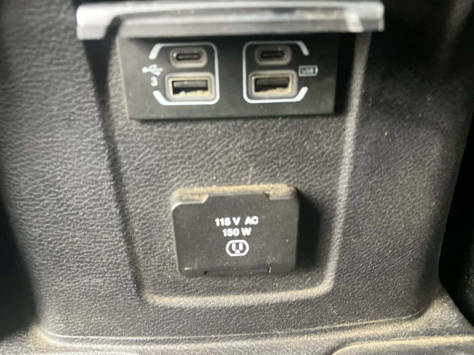 Used 2020 Jeep Wrangler Unlimited Sahara AWD/4WD image 35