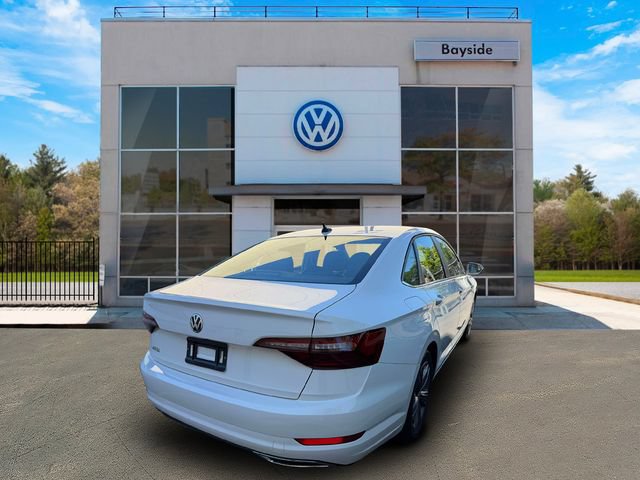 Certified 2021 Volkswagen Jetta R-Line w/ R-Line Cold Weather Package FWD image 7