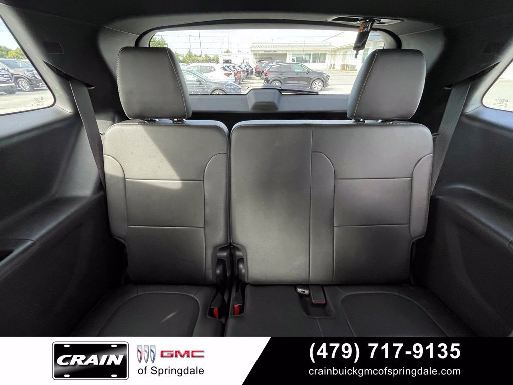 Used 2023 Chevrolet Traverse Premier AWD/4WD image 26