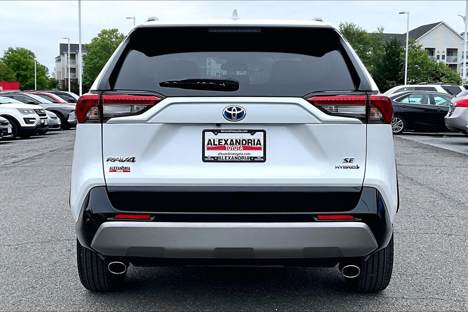 Used 2023 Toyota RAV4 SE AWD/4WD image 4