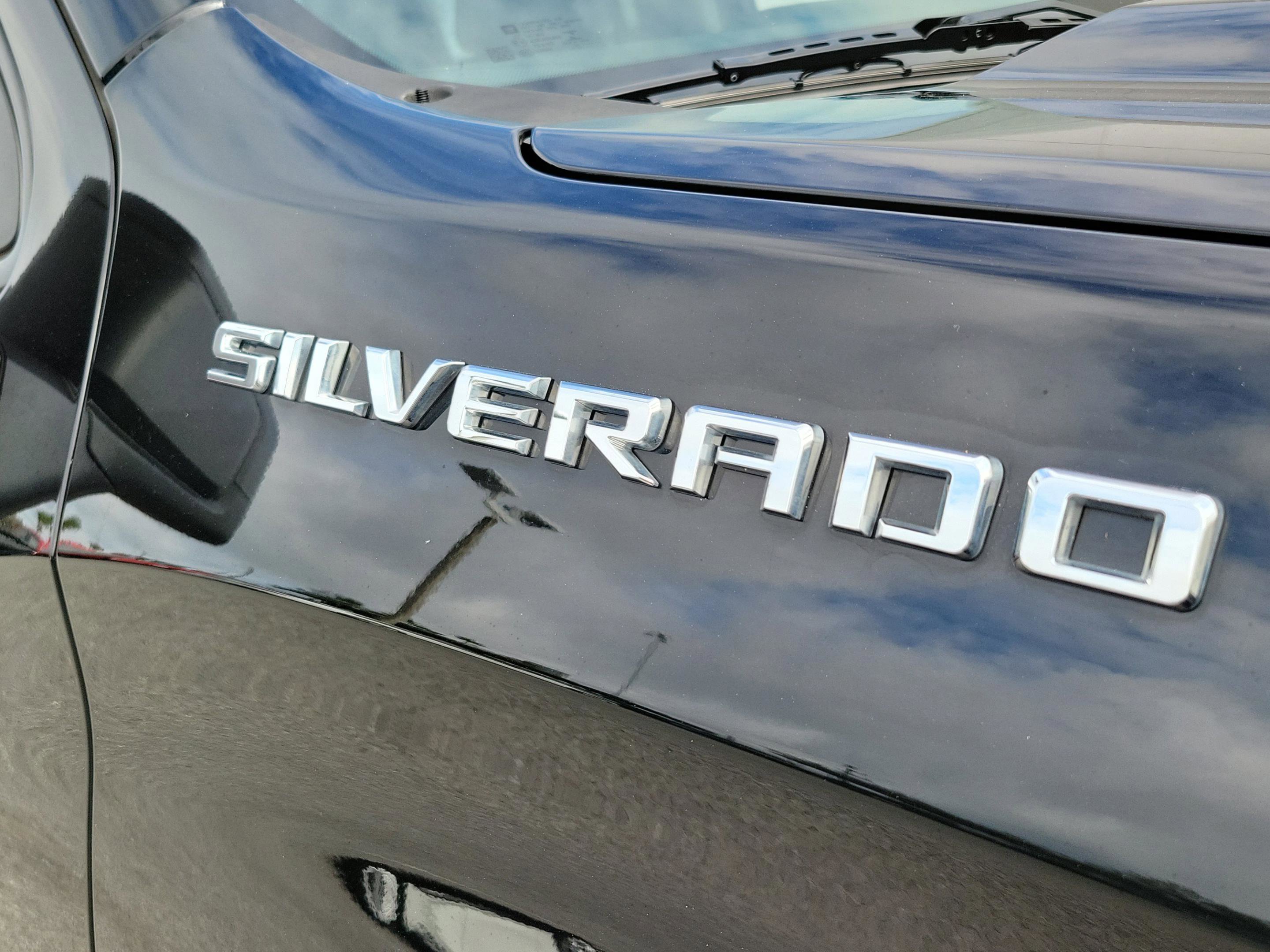 Used 2021 Chevrolet Silverado 1500 Custom image 5