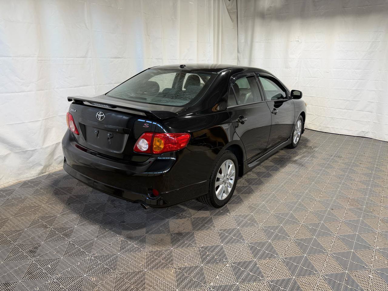 Used 2010 Toyota Corolla S FWD image 6