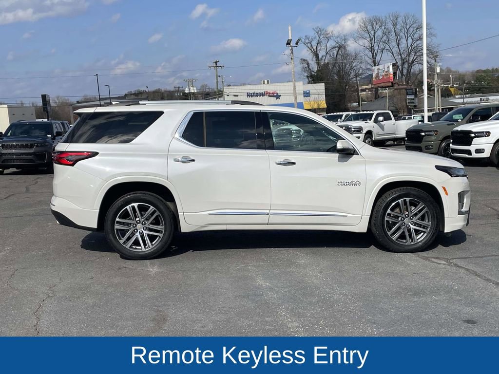 Used 2022 Chevrolet Traverse High Country w/ LPO, Floor Liner Package image 9