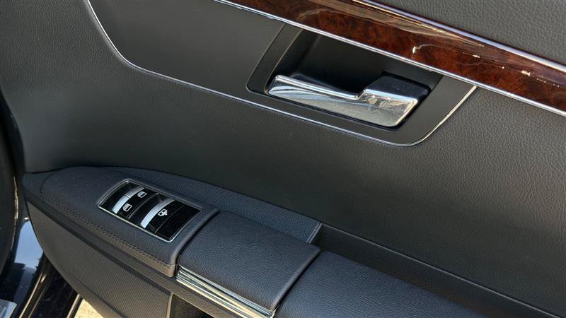 Used 2012 Mercedes-Benz S 550 4MATIC image 36