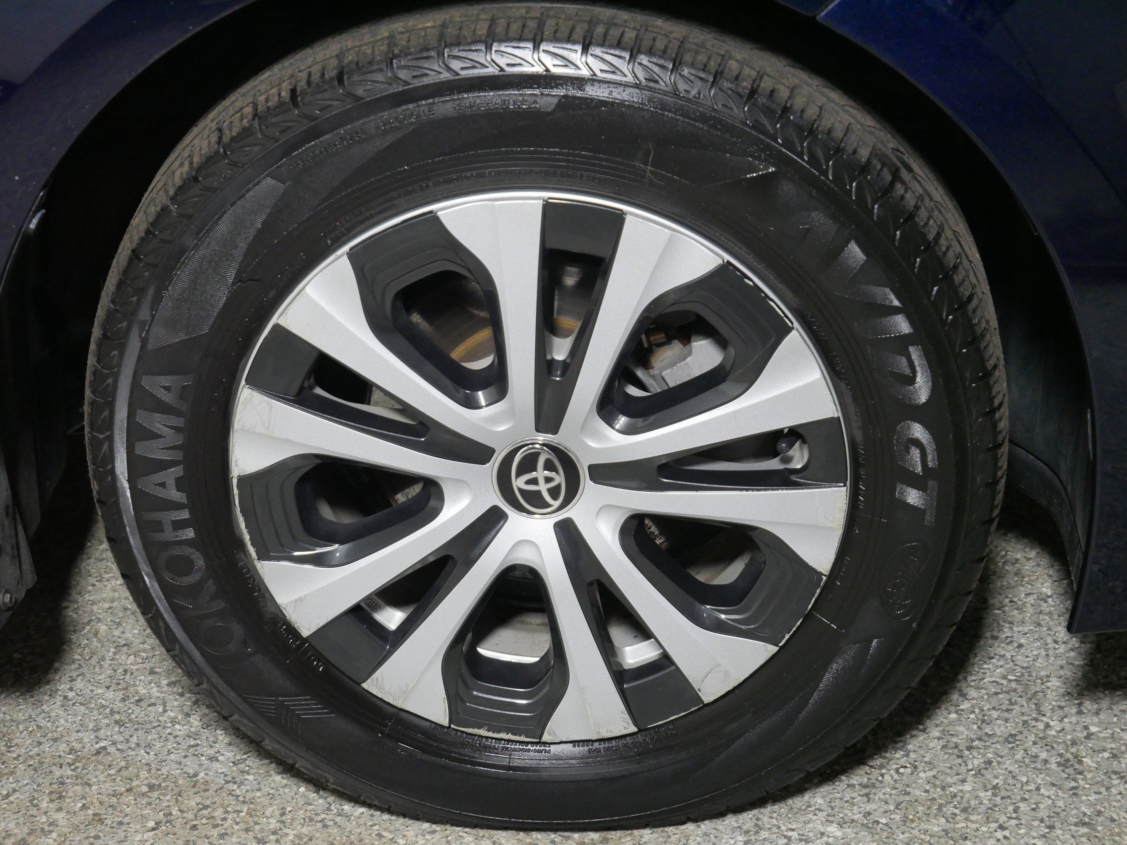 Used 2020 Toyota Corolla LE image 15